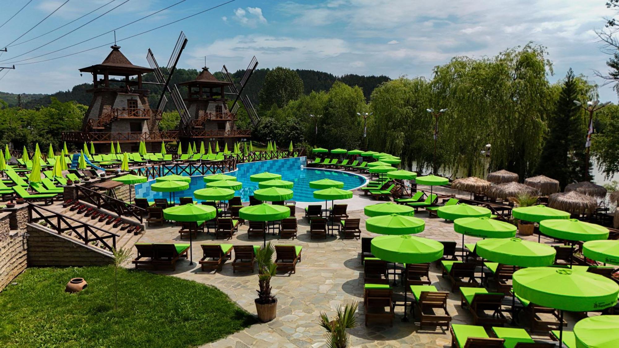 Hotel The Wind Mills Hydropark Gorna Malina Exterior foto