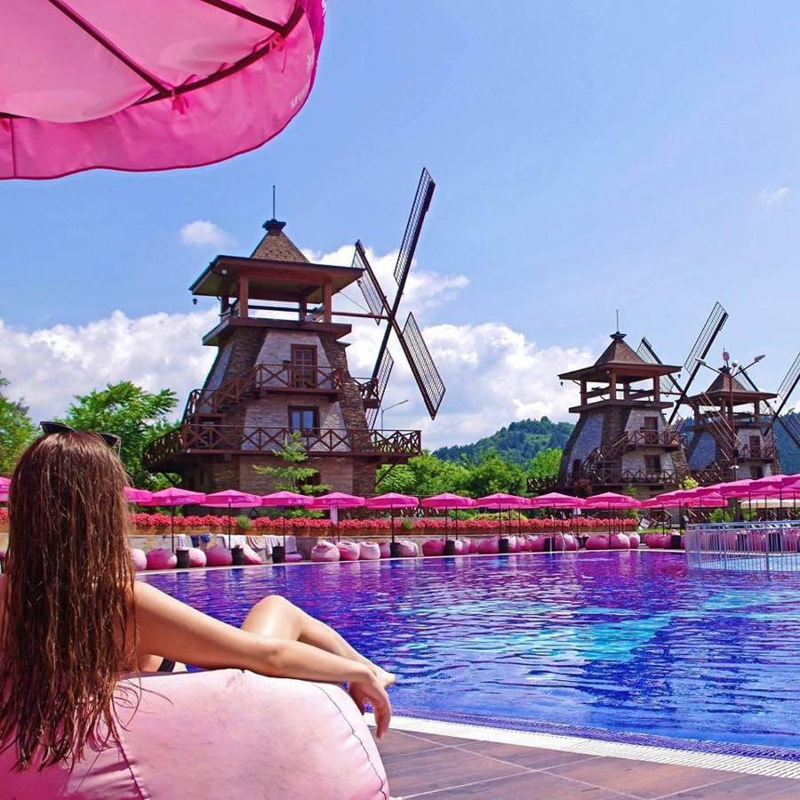 Hotel The Wind Mills Hydropark Gorna Malina Exterior foto